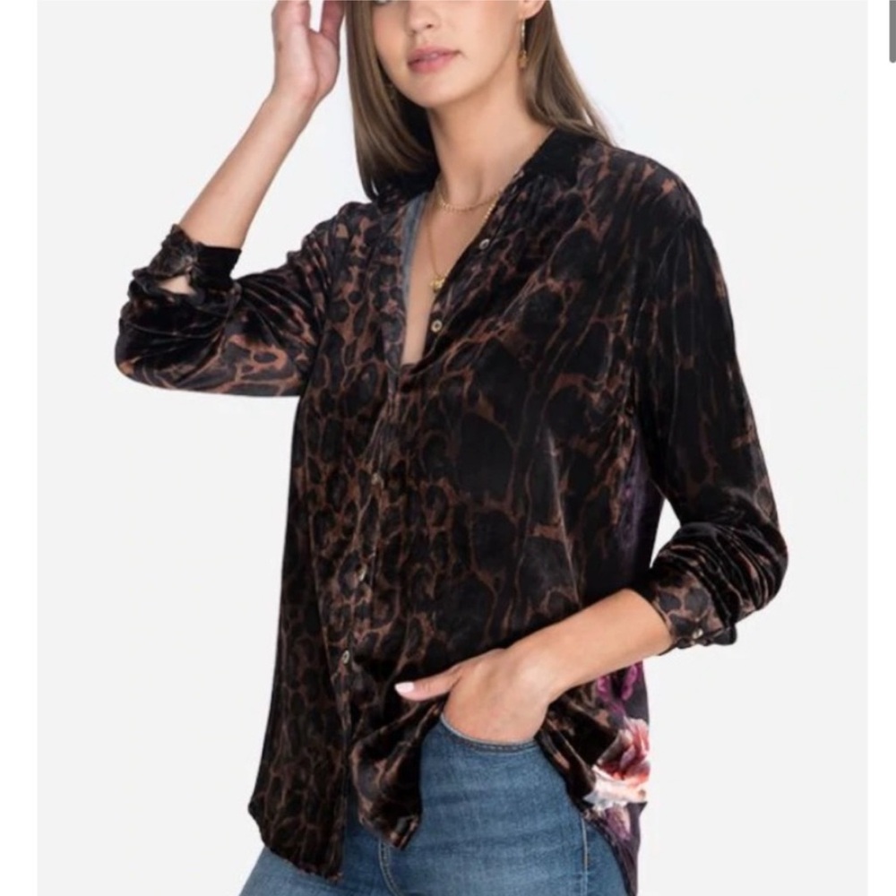 Johnny Was - Leopard silk velvet Button-Up  Shirt, flower velvet back